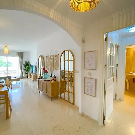 Apartment Hills En *